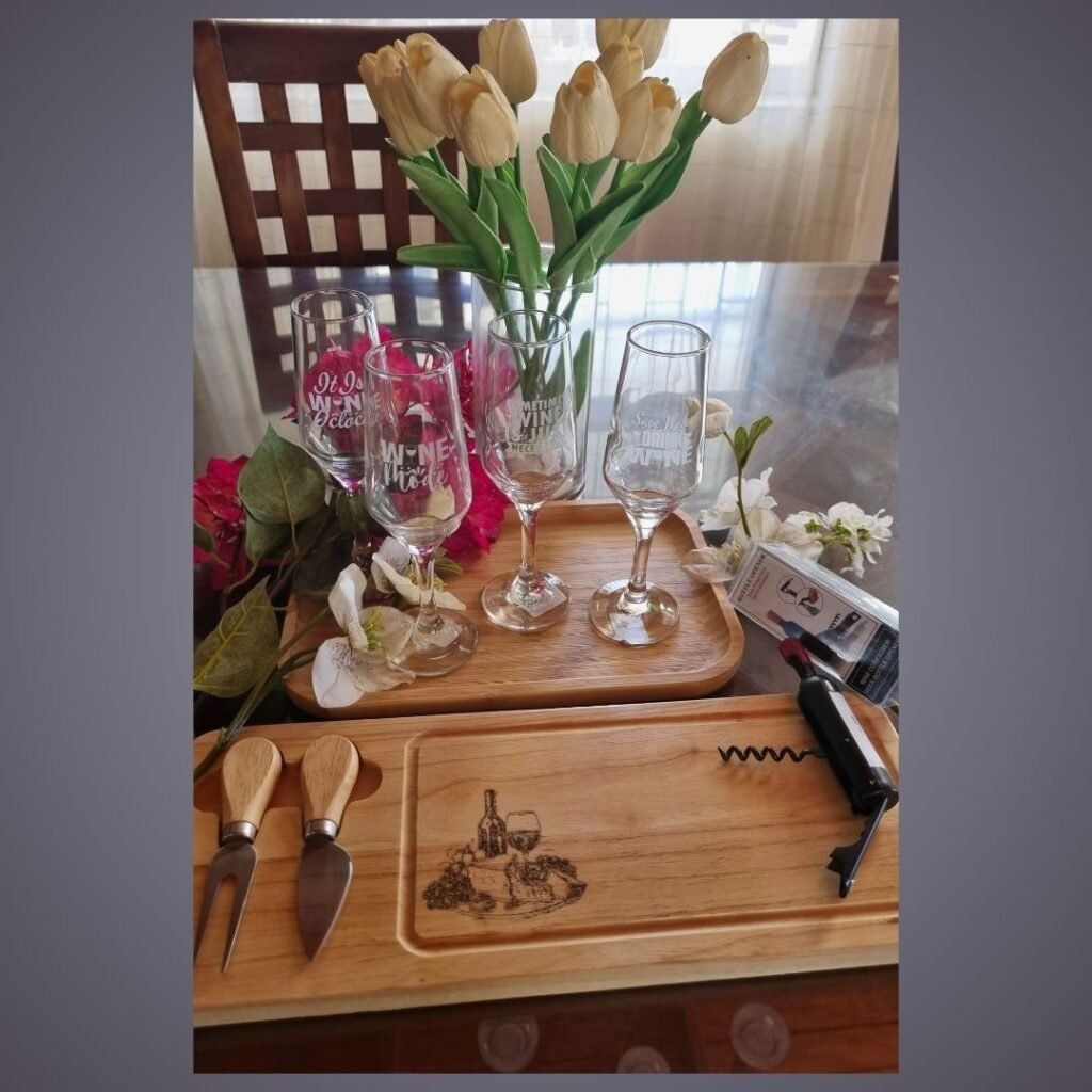 Wine glasses, Tray, cork opener and cutting board gift sets for 4 people